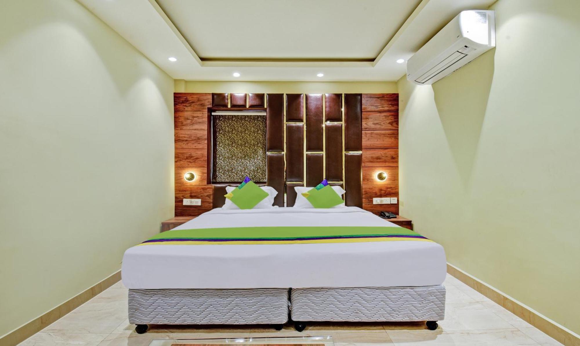 Treebo Rejoice 52 - 3Km From Huda City Metro Station Badshahpur Exteriör bild
